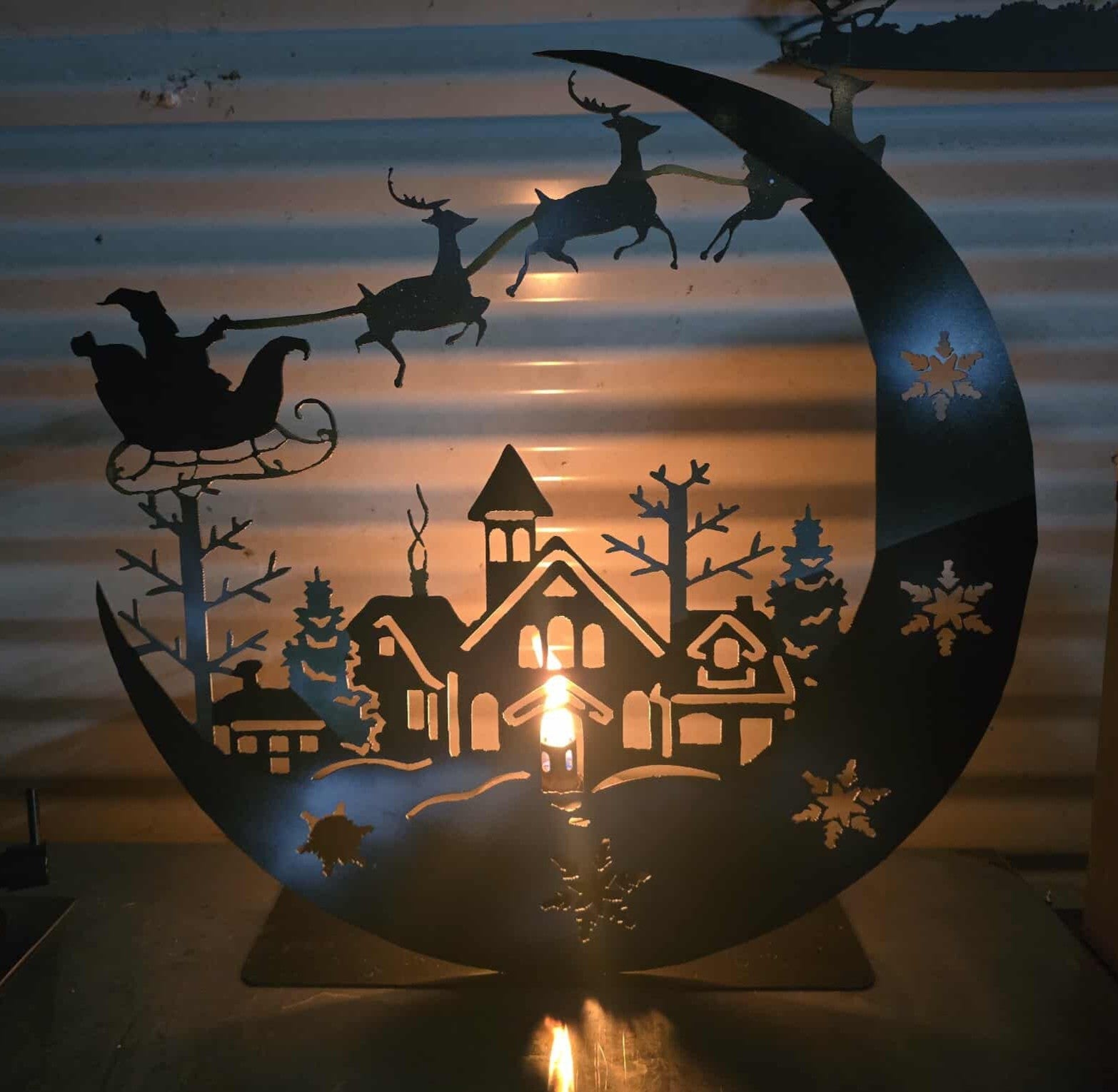 Santa Sleigh Christmas Candle Holder - Moon Holder