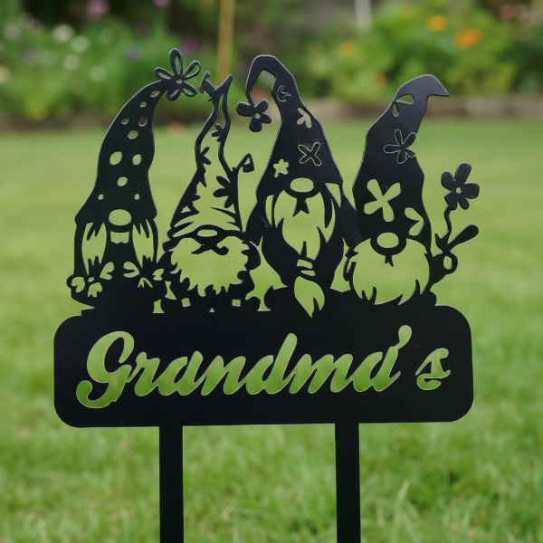 Grandma 4 Gnome Garden Stake